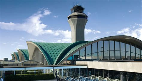 Top 10 Best Taxi To Airport Near St. Louis, Missouri .